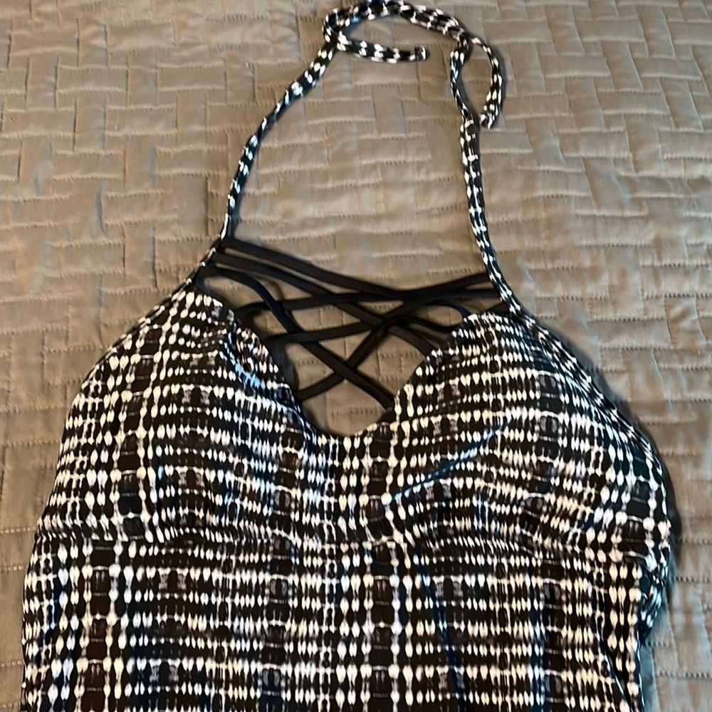 Missimo large bath suit.